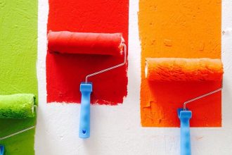 Comment choisir la bonne peinture pour votre projet de rénovation intérieure