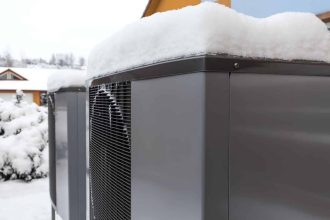 pompes à chaleur modernes installées dans des habitations résidentielles
